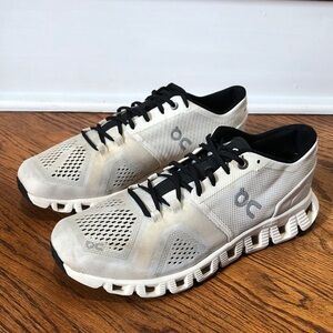 On Cloud X Womens Size 7.5 US  Athletic Running Shoes Sneakers
